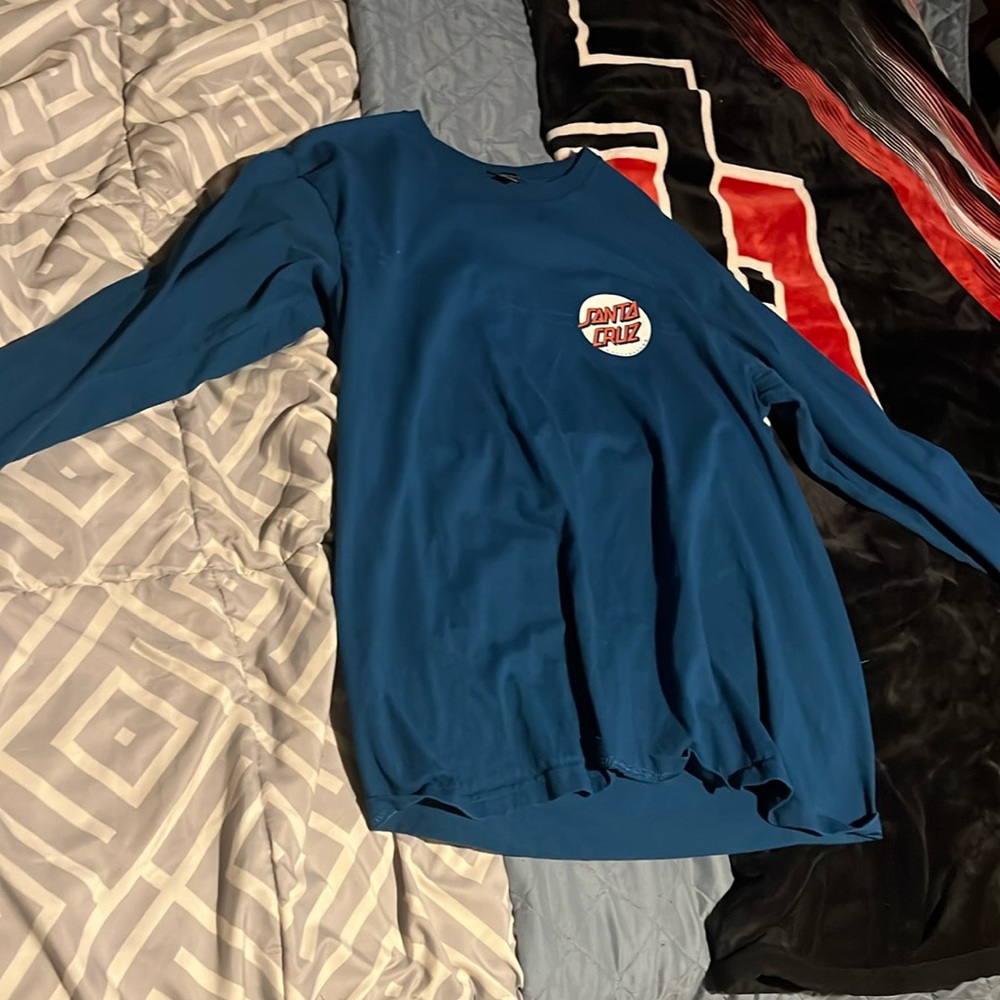 SANTA CRUZ LONG SLEEVE | LARGW | USED | NEVER BEEN WORN |